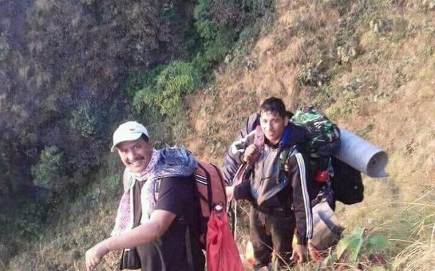 खुल्ला मन्चबाट बिप्लबी गर्जन