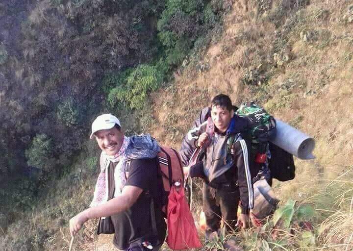 खुल्ला मन्चबाट बिप्लबी गर्जन