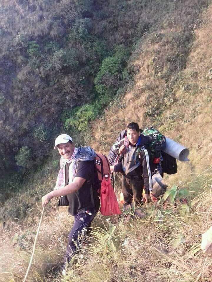 खुल्ला मन्चबाट बिप्लबी गर्जन