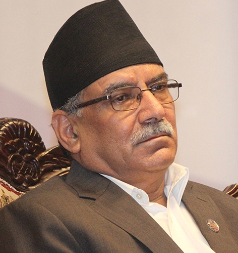 प्रचण्डको हालत ‘दुई डुंगामा खुट्टा’जस्तो