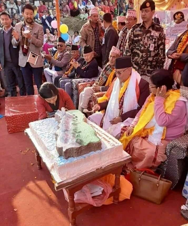 प्रधानमन्त्रीको जन्मदिनः शुभकामना पछि गाली र आलोचना