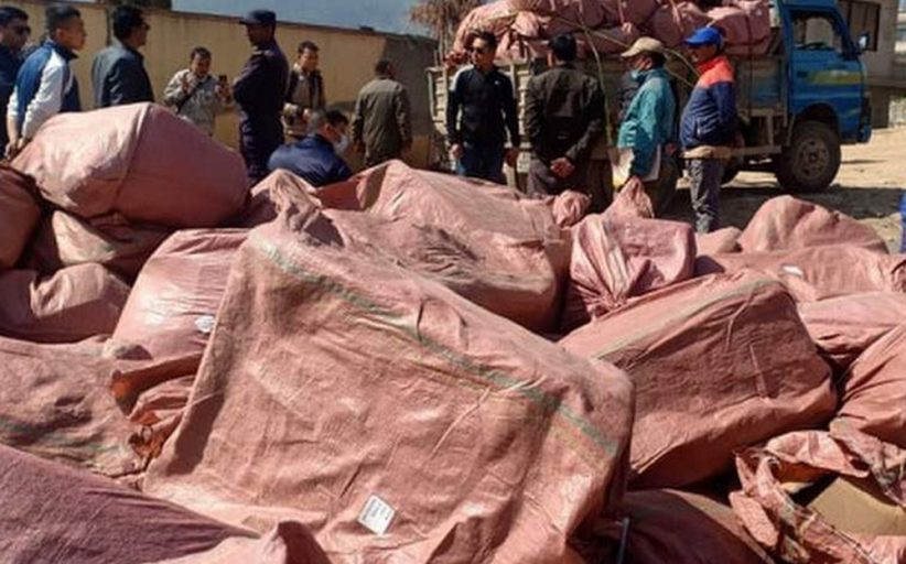 ८ लाख बढी माक्स बरामदः साझाबाट बेच्ने तयारी