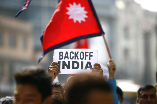 कविताः धम्की न दे भारत !