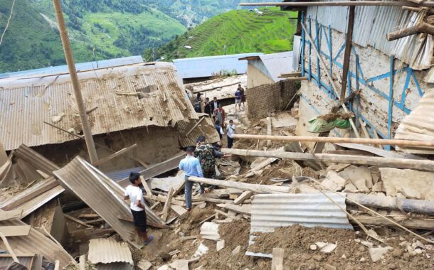 सिन्धुपाल्चोक पहिरोः ५ वटा शव भेटिए, ३३ जना बेपत्ता