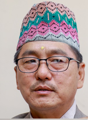 रेलको ठेक्का खुलेआम भ्रष्टाचार हो : राजेन्द्र लिङ्देन