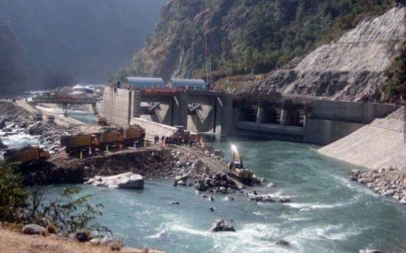 अरुण तेस्रोका मजदुर आन्दोलितः काम ठप्प