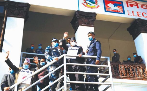 आयोगमा नेकपा ओली, दाहाल-नेपाल पार्टी छैन