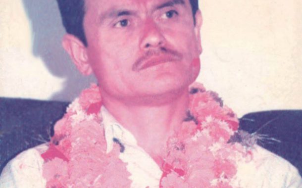 कविताः तिम्रो र हाम्रो संसार