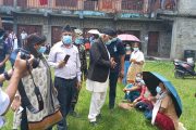 पोखराका खोप केन्द्रमा मुख्यमन्त्रीको अनुमगन