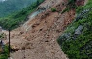 नारायणगढ मुग्लिन सडक अबरुद्ध