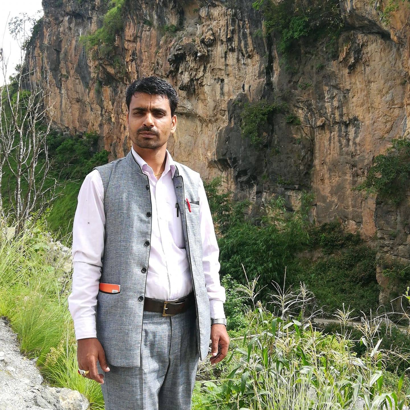 माथिल्लो मैलुङको शेयरमा ठगिएका लगानीकर्ताले गरे संघर्ष समिति गठन