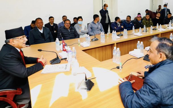 नेकपा बहुमतका नेताहरुसँग प्रधानमन्त्रीले भन्नुभयोः कम्युनिस्टहरूको एउटै केन्द्र आवश्यक छ