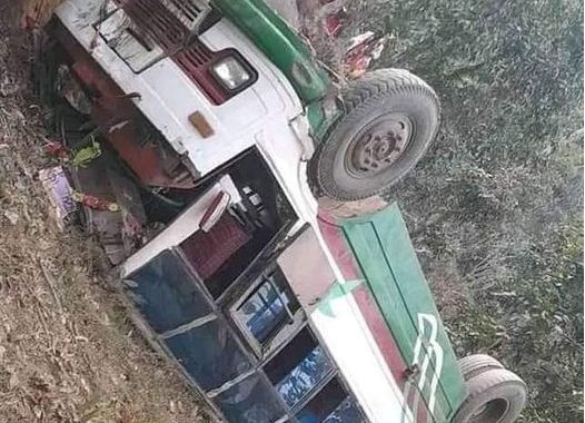 नुवाकोटमा बस दुर्घटनाः तीनजनाको मृत्यु