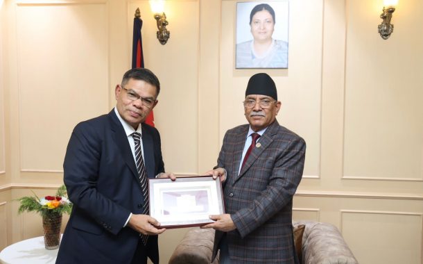 नेपाली श्रमिकको हितलाई केन्द्रमा राख्न प्रधानमन्त्रीको जोड