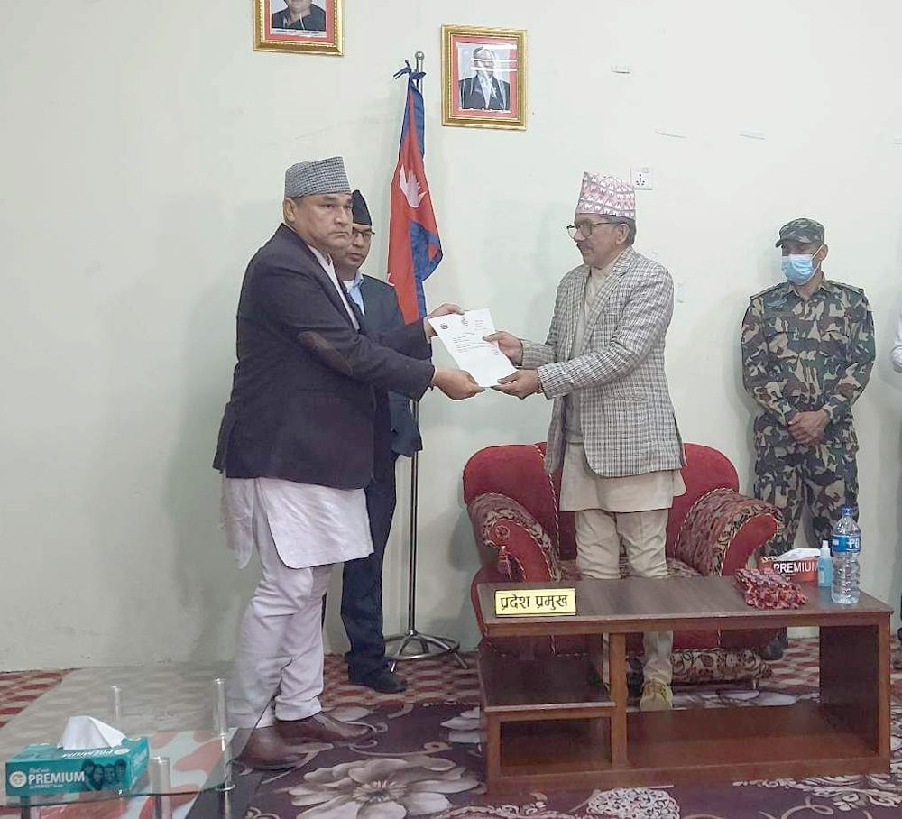 ढल्यो एमाले नेतृत्वको सुदूरपश्चिम सरकारः नयाँ मुख्यमन्त्रीमा काँग्रेसका शाह