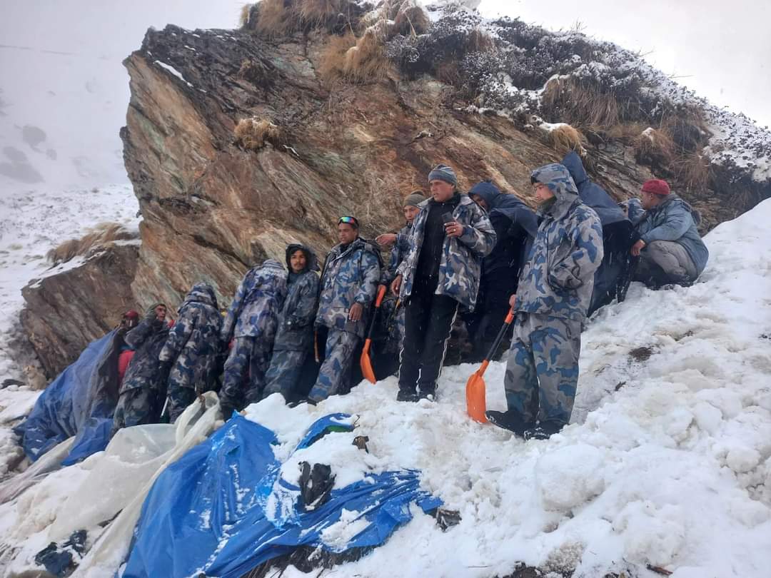 दार्चुलामा हिमपहिरोः ५ जना बेपत्ता