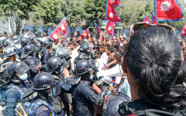 राजावादी र प्रहरीबिच झडपः तीनकुने-वानेश्वर क्षेत्र तनावग्रस्त